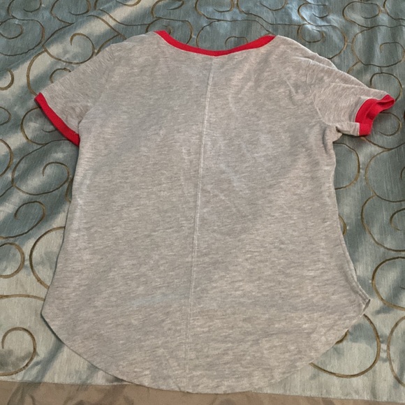 SOLD. Cactus + Pearl grey heart t-shirt in size medium - Picture 5 of 6